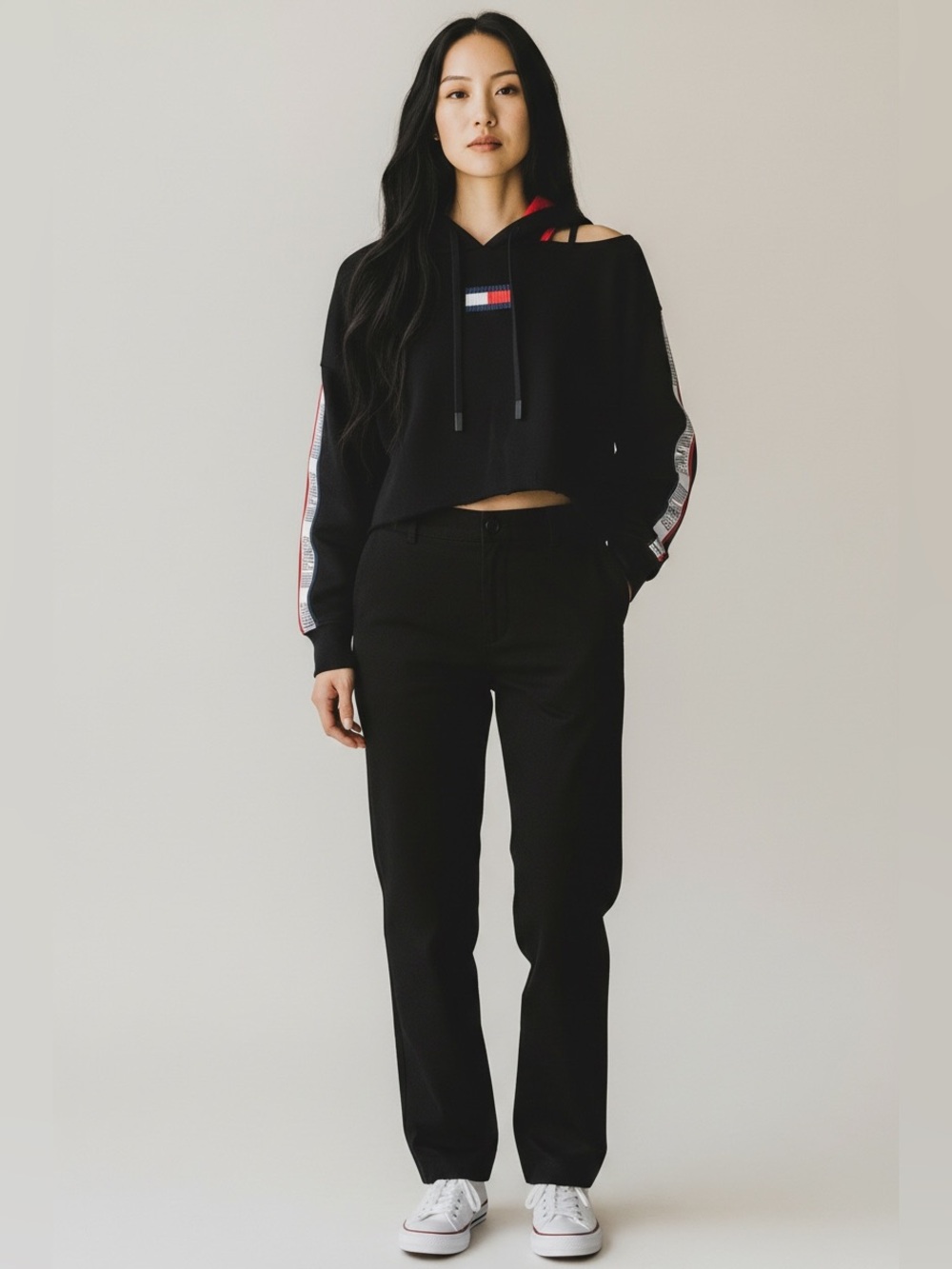 Tommy Hilfiger Women’s Crop Cut Off Shoulder Pullover Black Hoodie Sz L NWT